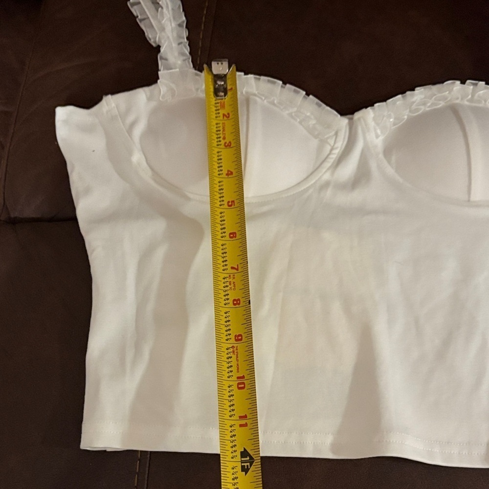 NWT ROSIE POSIE Chic White Ruffled Strap Tank Top - Picture 8 of 9